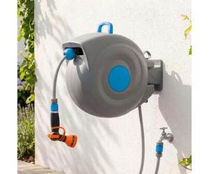 Avvolgitubo da parete con ritorno automatico, avvolgitubo da giardino con pistola a spruzzo a 9 posizioni, resistente ai raggi UV e al gelo, orientabile a 180°, set completo in diverse misure (blu, 30