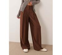 AWARE - Pantaloni a vita alta con pieghe sul davanti marrone cioccolato XXS