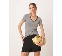 AWARE - T-shirt con scollo a V a righe monocromatiche con finiture a contrasto-Bianco XS