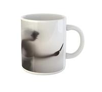 Awowee Tazza da caffè uomo killer coltello in mano dietro lo schermo sfocato 325 ml tazza da tè in ceramica miglior regalo o souvenir per familiari, amici e colleghi