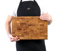 B4K Tagliere 45 × 30 cm - Hackblock in legno di quercia con bordi arrotondati - antiscivolo con piedini in silicone e impugnature - ideale per cucina e barbecue