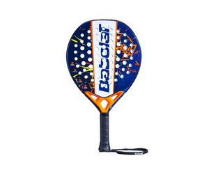 Babolat Migliora il tuo gioco con Alioth Jr Scopri la potenza e la precisione con la racchetta da padel Alioth Jr di Babolat, progettata appositamente per i giovani talenti che vogliono migliorare le