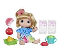 Baby Alive Bevande fruttate - Bambola interattiva che beve e bagna il pannolino - Spremiagrumi e frutta fittizia - vestito arcobaleno con motivi di frutta - a partire dai 3 anni