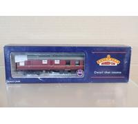 BACHMANN 39-101A BR MK1 Coach MK1 Maroon Epoca 5 British Rail E1961