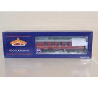 BACHMANN 39-103A BR MK1 Coach MAROON British Rail Era 5 MINT Scatolato