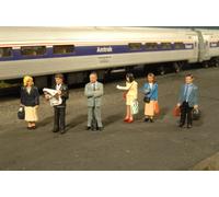 Bachmann Trains 33160 Miniature O Scale Figures Standing Platform Passengers Tra