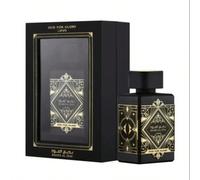 - Badee Al Oud Glory Note di testa: Zafferano, Noce Moscata, LavandaNote di cuore: Patchouli, OudNote di fondo: muschio, oud, patchouliCapacità: 100 mlvetro