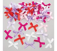 Baker Ross Fiocchi autoadesivi in raso - Confezione da 102 Valetntinstags per bambini in rosso, rosa e viola (FC307)