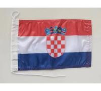 Bandiera barca Croazia, 20 x 30 cm. Peso del tessuto: stampato, resistente, con maglia e passante, bandiera marittima, 20 x 30 cm (Croazia)
