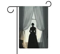 Bandiera da giardino con vestito nero con donna in piedi vicino alla finestra, in iuta su entrambi i lati, 30,5 x 45,7 cm