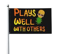 Bandiera Da Giardino Funny Plays Well With Others Upside Pineapple Bandiere Decorative Antivento Bandiera Da Cortile Premium Garden Flag Per Esterno Festival Celebrazioni 90X152CM