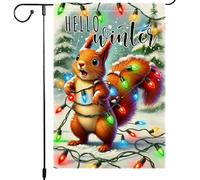 Bandiera Da Giardino Winter Hello Squirrel Wrapped In Christmas Light Garden Flag Verticale Bandiere Decorative Durevole Bandiera Da Cortile Per Esterno Feste Celebrazioni 30X45CM