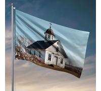 Bandiere divertenti, una pittoresca chiesa bianca con un campanile in piedi in mezzo a un paesaggio sereno. Bandiera decorativa per la stanza, bandiera decorazione country (60 x 90 cm)