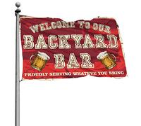 Bandiere per auto per camera Benvenuti nel nostro bar sul retro che serve con orgoglio qualsiasi cosa porti bandiera cose per la stanza dei ragazzi decorazione della casa sul lago (60 x 90 cm)