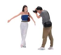 Baoblaze 2 Pezzi Figura 1/64 Persone Figurina Progetti Fai da Te Layout Micro Paesaggio Oggetto di Scena cinematografico Collezione Donna dai Capelli Lunghi