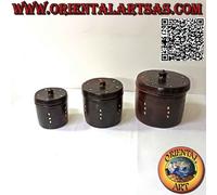 Barattolo cilindrico tradizionale di Lombok in terracotta scura e triangoli