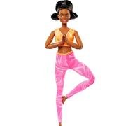 Barbie Bambola alla moda fatta per muoversi, con capelli neri, parte superiore sportiva gialla rimovibile e pantaloni da yoga rosa, articolazioni pieghevoli da 56 cm
