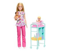 Barbie Carriere - Pediatra, set con bambola bionda con camice a fiori colorato, 2 mini bambole neonati, lettino per le visite e accessori a tema inclusi, 3+ anni, JMK12
