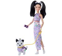 Barbie Look Coordinati In Stile Asiatico Con Un Pupazzo Di Cane