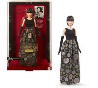 Barbie Signature Tribute Collection - Bambola da collezione Rita Moreno in abito nero e oro, con guanti e scarpe, include supporto per bambola