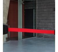 Barriera di controllo della folla con cintura retrattile montata a parete con