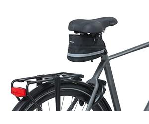 Basil Satteltasche Mada, Saddlebag Madi 1,0 Litre Black Unisex-Adulto, EU