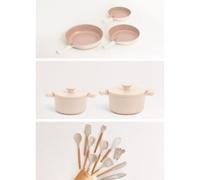 Batteria Da Cucina 3 Padelle PAN STUDIO, 2 Pentole POT STUDIO E Set Di Utensili KITCHENWARE STUDIO Sabbia