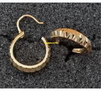 BELLISSIMI orecchini a CERCHIO in oro GIALLO 18 carati. Peso 1,00 gr....