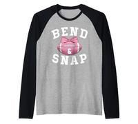 Bend And Snap Football Game Day Coquette Bow Pink Football Maglia con Maniche Raglan