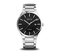 BERING 15239-772 Reloj Solar para Hombre con Caja de Titanio de 39 mm con Acabado Plateado y Esfera Negra, Brazalete Detalles de Titanio, Resistencia al Agua de 10 ATM, 13940-508