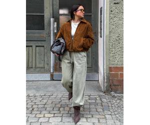 Bershka - Giacca a palloncino in camoscio sintetico color cammello-Neutro M