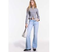 Bershka - Jeans bootcut blu chiaro a vita bassa 48