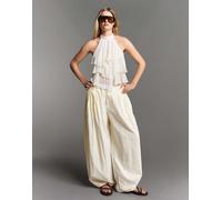 Bershka pantaloni tecnici corti voluminosi color ecru-Bianco S