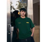 Bershka - T-shirt a maniche corte verde con stampa S