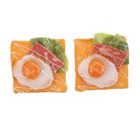 BESTonZON 2 Pezzi Fake Toast Bread And Bacon Prop Realistic Fried Egg Simulation Food Models For Cafe Bakery Display And Photography Decor