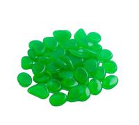 Besttoolifes Confezione da 50 pietre luminose da giardino, ciottoli fosforescenti per sentieri esterni, acquari, piante in vaso e decorazione per patio, e (verde)