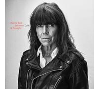 Between Boel Hanne - Dark & Daylight