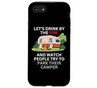 Beviamo accanto al fuoco e guardiamo le persone parcheggiare il loro camper Custodia per iPhone SE (2020) / 7/8