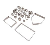 Bewinner Set di Stampini per Biscotti Casetta di Pan di in Acciaio Inossidabile, Kit di Stampi per Biscotti 3D da 18 Pezzi per Dolci Natalizi, Squisiti Stampini per con Renna e Fiocchi di,