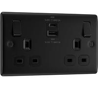 BG Electrical NFB22UAC45B - Presa a muro con doppia commutazione da 45 W con porte USB di tipo A e tipo C, Nexus Metal, nero opaco, 13A, NFB22UAC45B