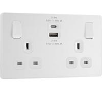 BG Electrical PCDCL22UAC22W - Presa a muro con doppia commutazione, 22 W, porte di ricarica USB tipo A e tipo C, colore: bianco perlato, 13 A