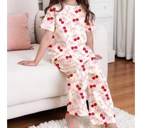 Bianco crema, carino e dolce, mini fiocco rosa con stampa di ciliegie, pigiama casual da ragazza con pantaloni slim fit a collo tondo e maniche corte, adatto per l'estate. Rilassati e goditi il tuo lo