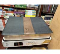 B&H Español Edi RVR 1960 Biblia de estudio Spurgeon, negr (Rilegato in ecopelle)