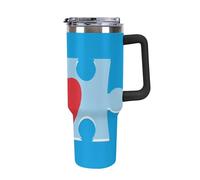 Bicchiere in acciaio da 40 OZ con isolamento sottovuoto, coperchio e cannuccia per acqua, tè freddo o caffè, frullato e altro ancora. Manico nero. Motivo a forma di cuore blu con puzzle.