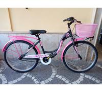 BICICLETTA 24 DONNA FAUSTO COPPI MODELLO " TAYLOR 6 V." NERO-FUXIA CON CESTINO