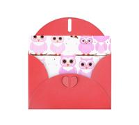 Biglietto di auguri con busta in carta perlescente rossa con stampa di gufi. Adatto per auguri di compleanno, congratulazioni e condoglianze.