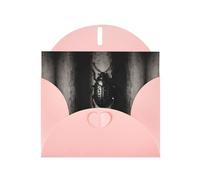 Biglietto di auguri in carta rosa perlescente con stampa gotica scura, con busta. Adatto per auguri di compleanno, congratulazioni e condoglianze.