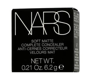 Biscotto correttore completo NARS Soft Matte 6,2 g