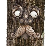 Bits and Pieces-Vecchietto che abbraccia gli alberi - Arte per il tuo giardino - Tree Hugger scultura decorazione per giardino per un aspetto da fiaba