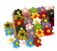 Blausky 50 pezzi piccoli fiori lavorati a maglia, fiore in filato, mini toppe ricamate, applicazioni per cucito, jeans, giacche, zaini, scarpe, 4 x 4 cm, colori assortiti